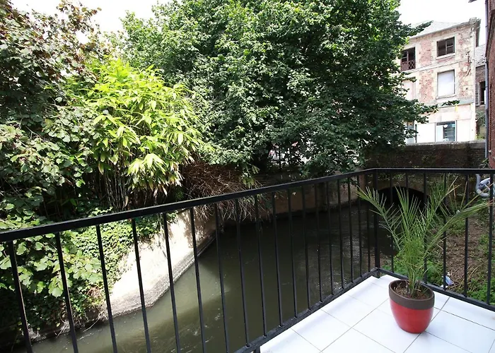 Apartment La Medina La Fere